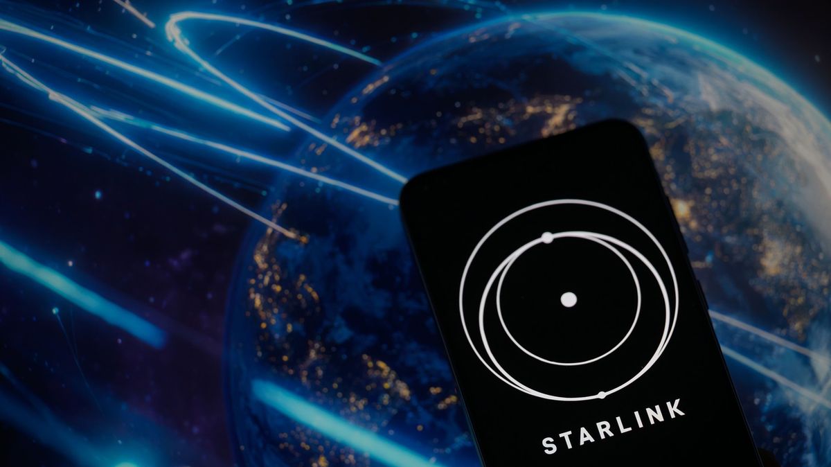 SpaceX letos přesune družice z konstelace Starlink na nižší oběžnou dráhu